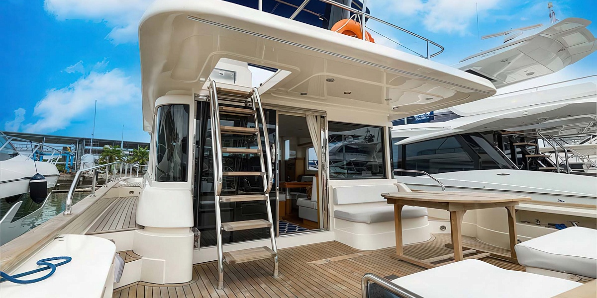 Аренда яхты Maestro 51ft на Пхукете